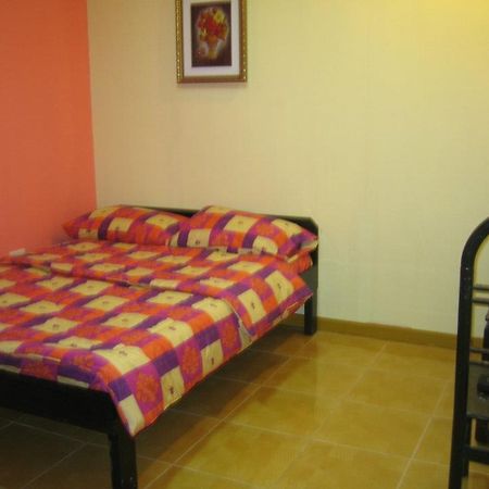 Favila Transient Rooms Pasay Dış mekan fotoğraf